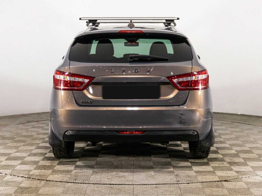 Lada (ВАЗ) Vesta с пробегом — 2018 год. Фото: #5