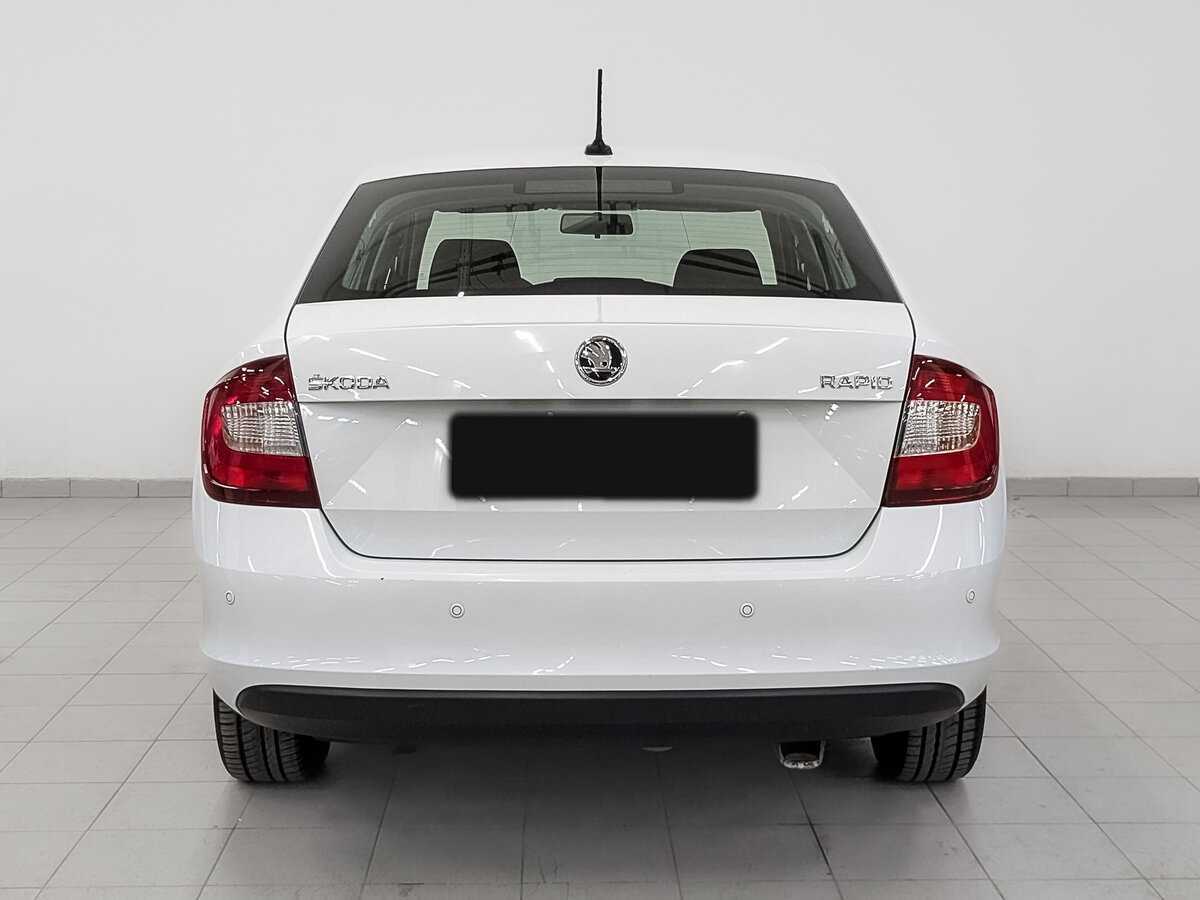Skoda Rapid с пробегом — 2019 год. Фото: #5