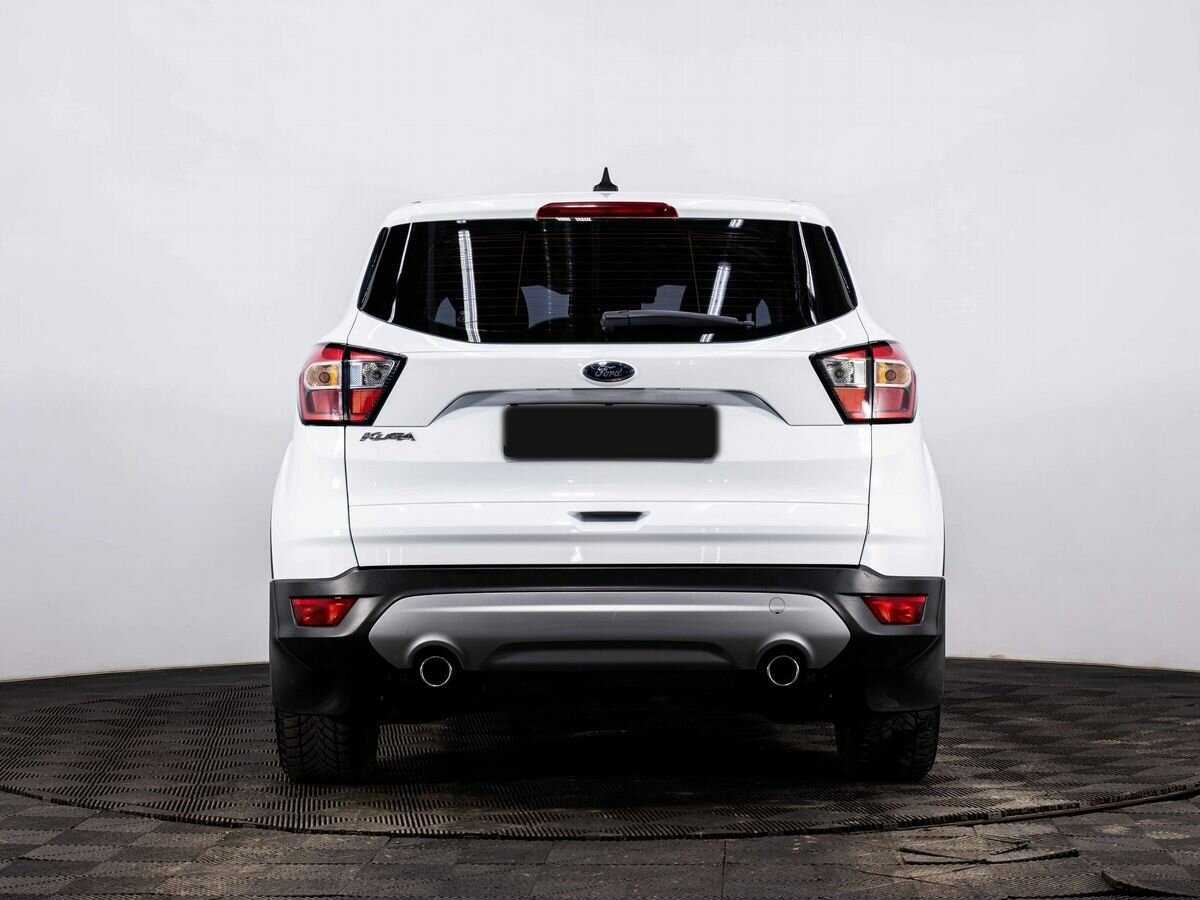 Ford Kuga с пробегом — 2017 год. Фото: #4