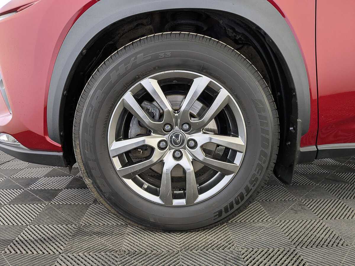 Lexus NX с пробегом — 2019 год. Фото: #11