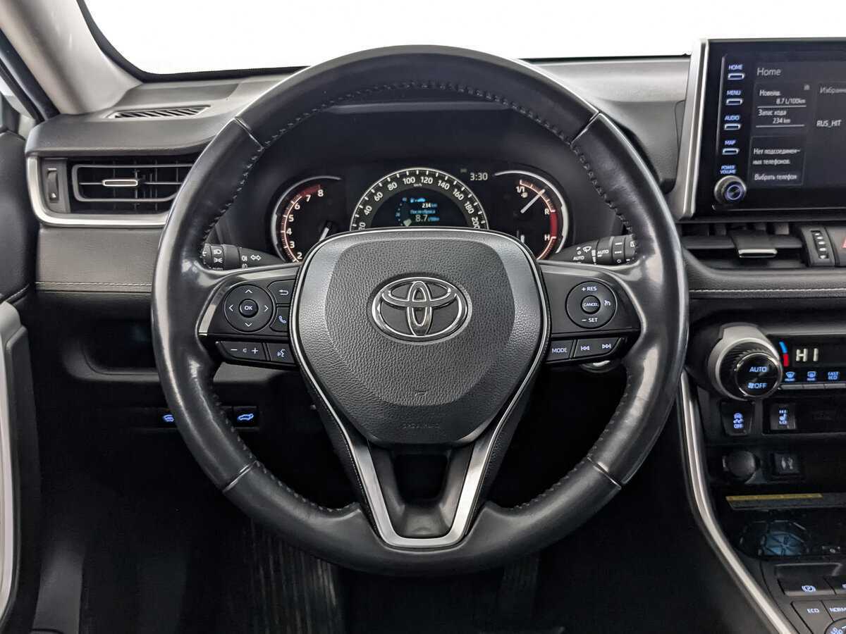Toyota RAV4 с пробегом — 2019 год. Фото: #21
