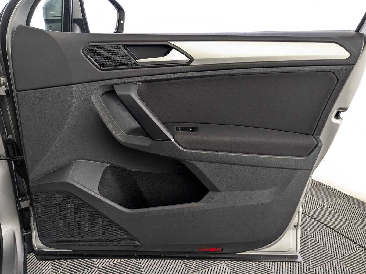 Volkswagen Tiguan с пробегом — 2020 год. Фото: #24