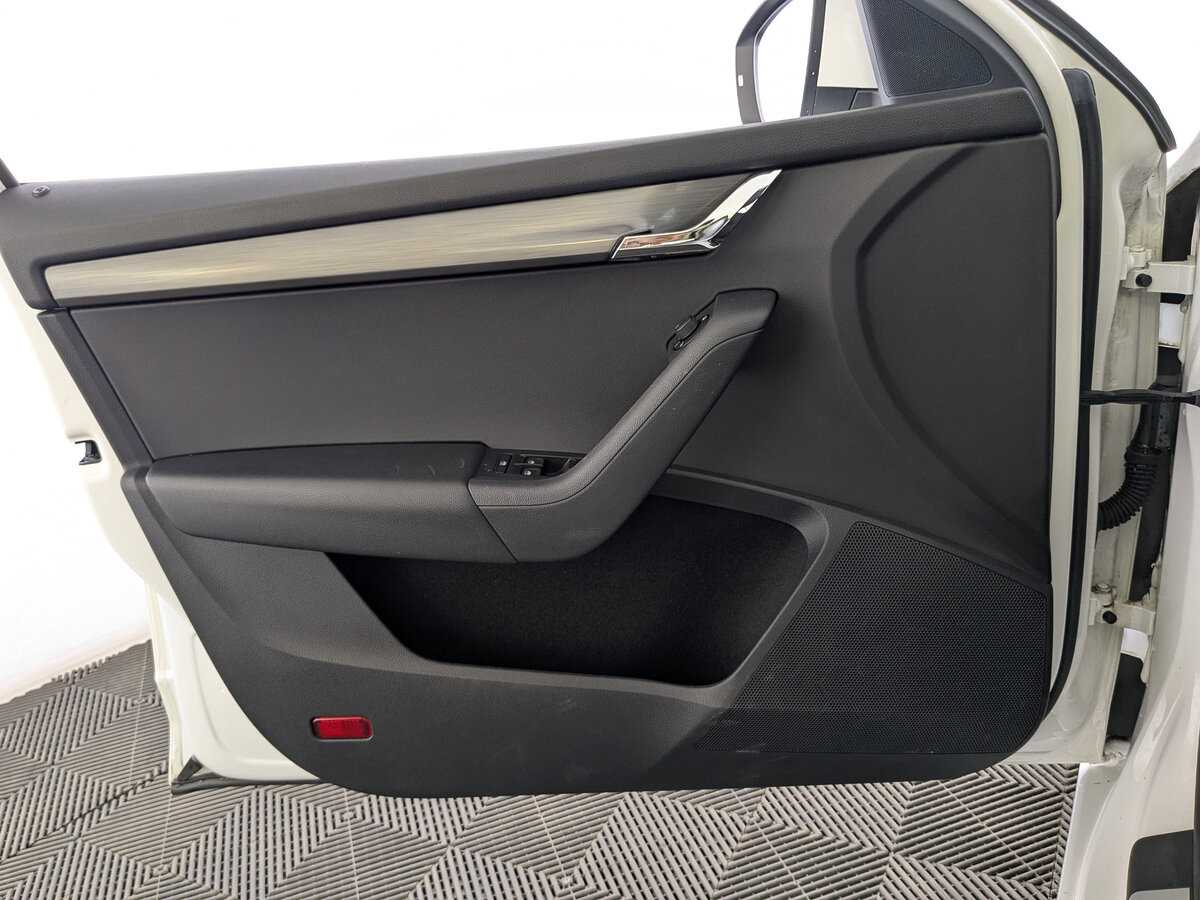 Skoda Octavia с пробегом — 2020 год. Фото: #18