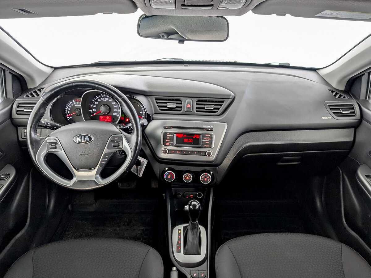 Kia Rio с пробегом — 2017 год. Фото: #13