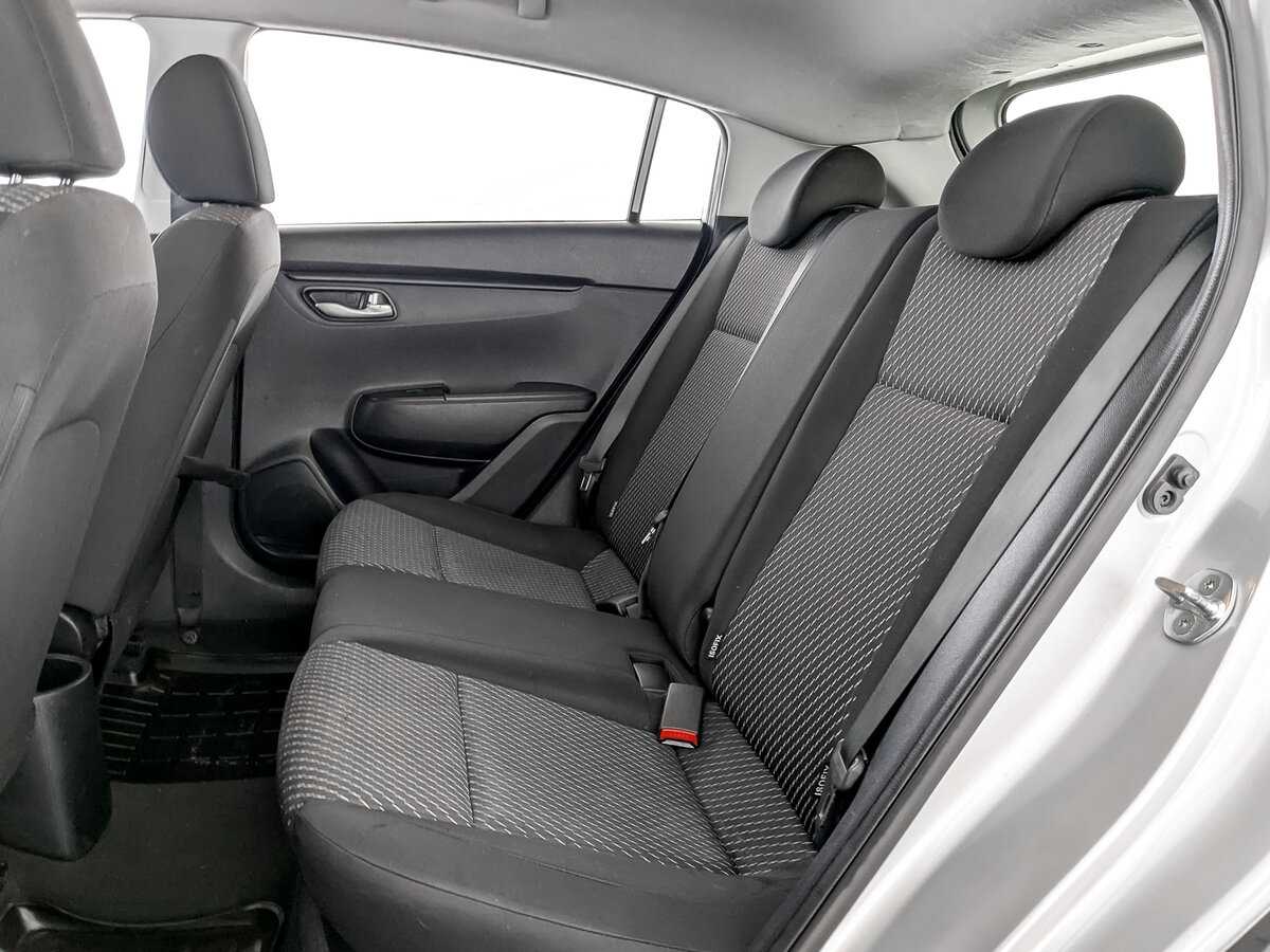 Kia Rio с пробегом — 2020 год. Фото: #11