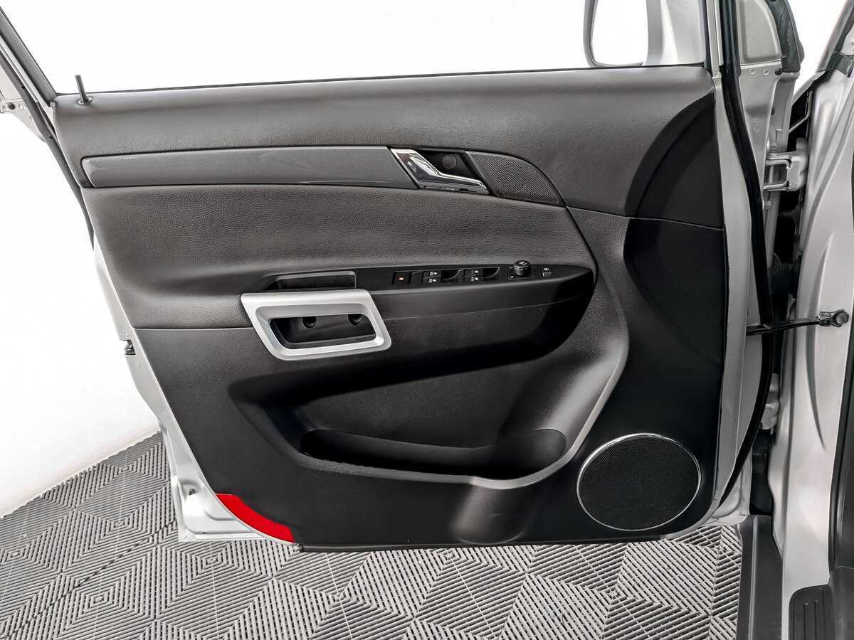 Opel Antara с пробегом — 2012 год. Фото: #18