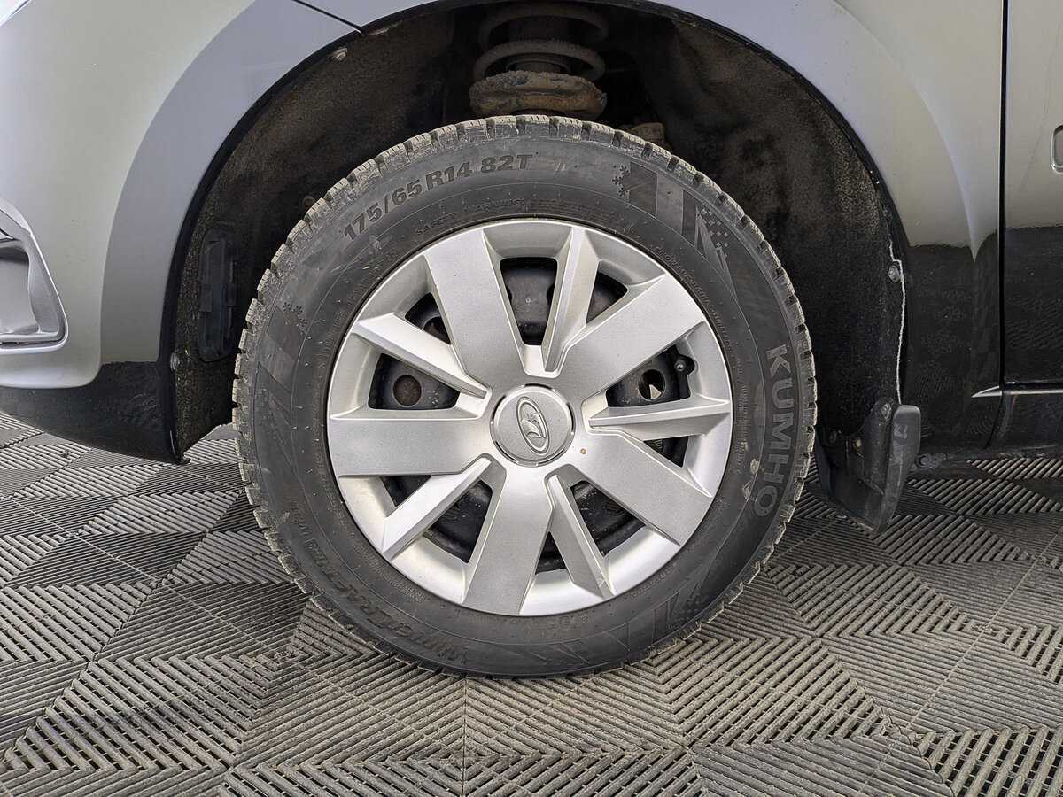 Lada (ВАЗ) Granta с пробегом — 2022 год. Фото: #11