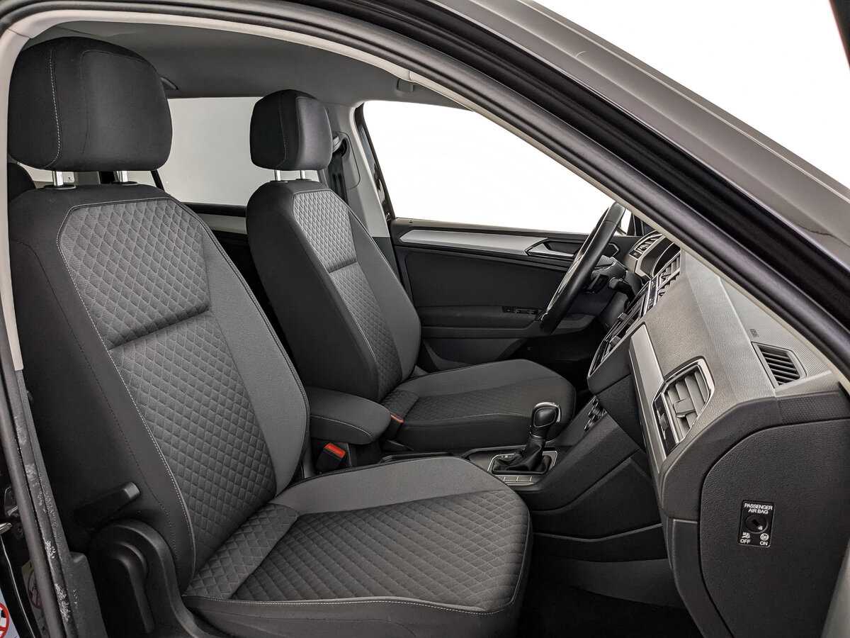 Volkswagen Tiguan с пробегом — 2018 год. Фото: #21