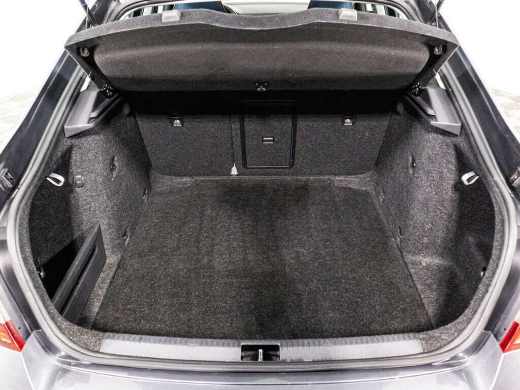 Skoda Octavia с пробегом — 2019 год. Фото: #17