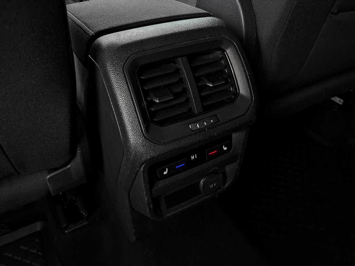 Volkswagen Tiguan с пробегом — 2018 год. Фото: #25
