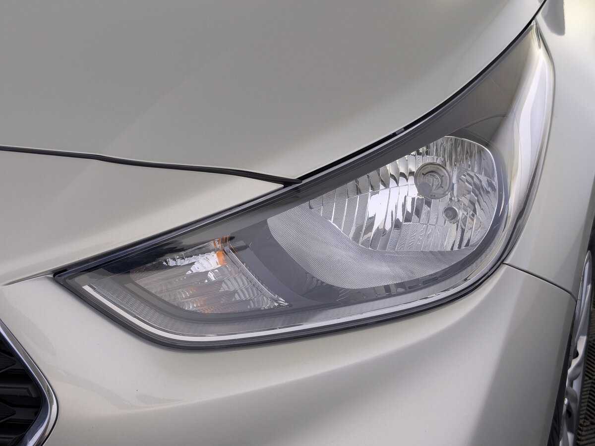 Hyundai Solaris с пробегом — 2019 год. Фото: #10