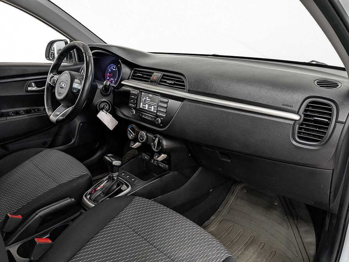 Kia Rio с пробегом — 2020 год. Фото: #11
