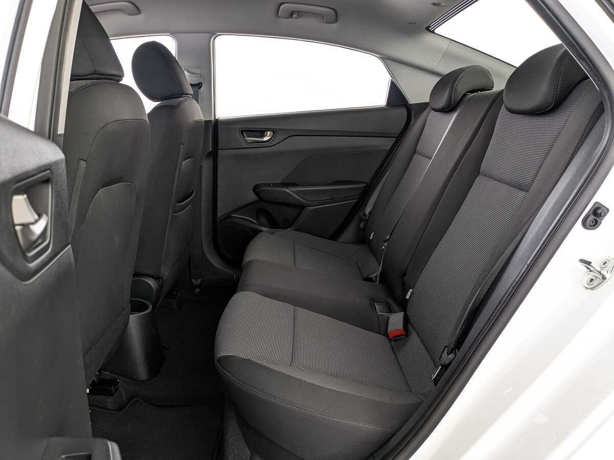 Hyundai Solaris с пробегом — 2017 год. Фото: #15