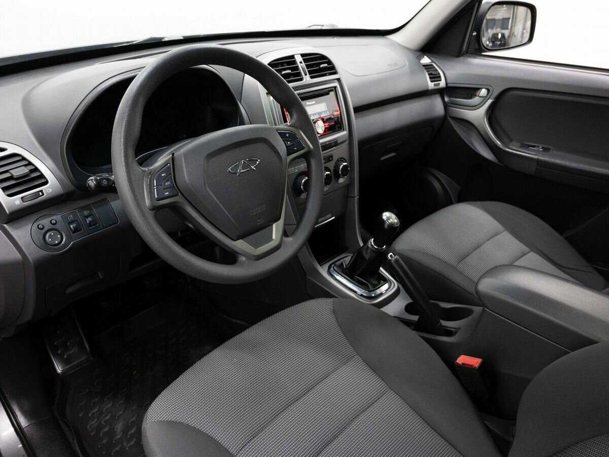 Chery Tiggo (T11) с пробегом — 2015 год. Фото: #7