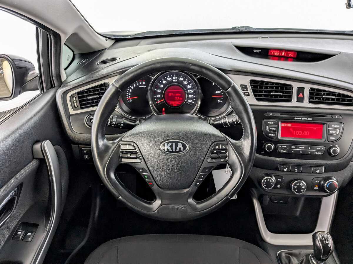 Kia Ceed с пробегом — 2014 год. Фото: #20