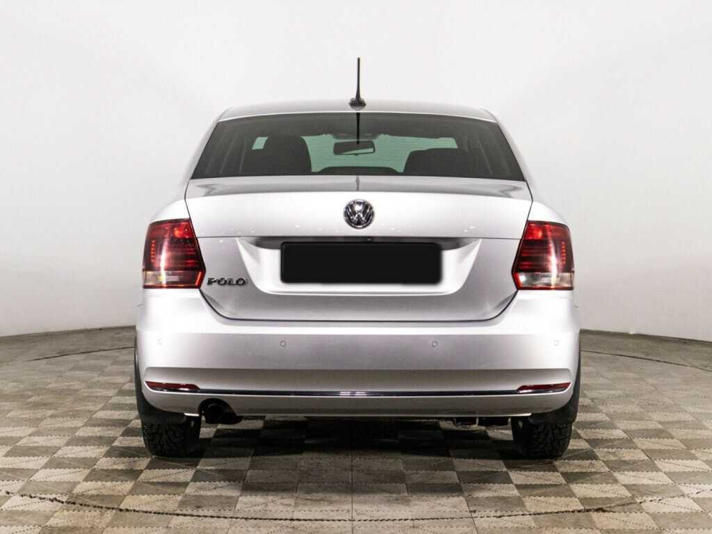 Volkswagen Polo с пробегом — 2018 год. Фото: #5