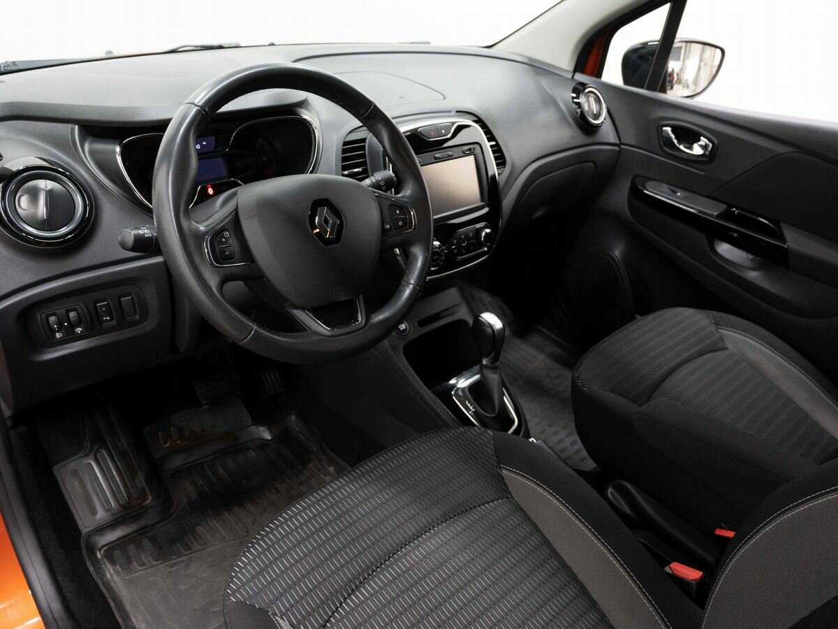 Renault Kaptur с пробегом — 2017 год. Фото: #6