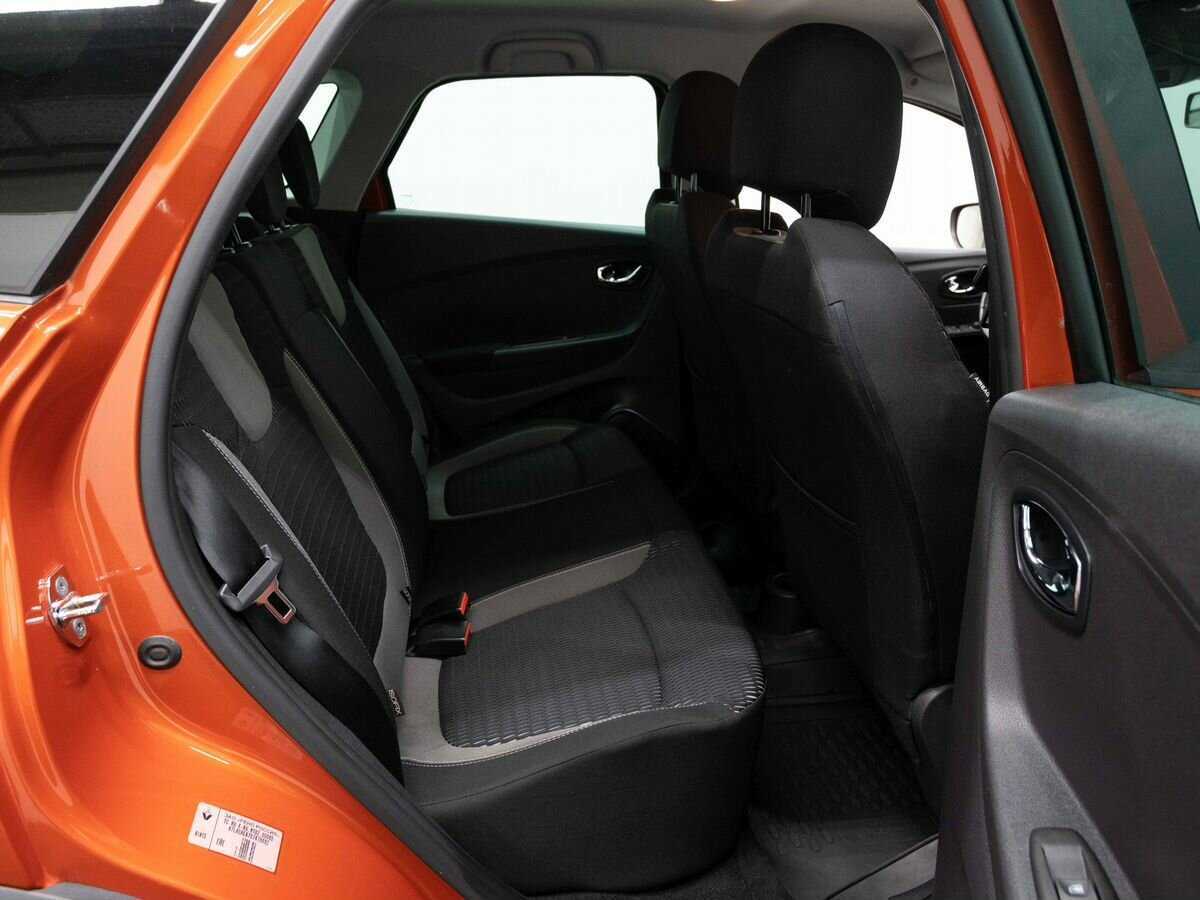 Renault Kaptur с пробегом — 2017 год. Фото: #9