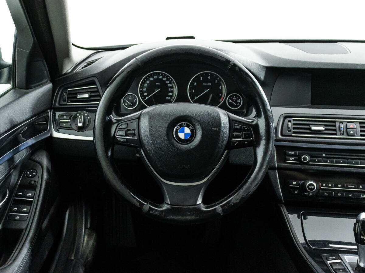 BMW 5 серии с пробегом — 2012 год. Фото: #21