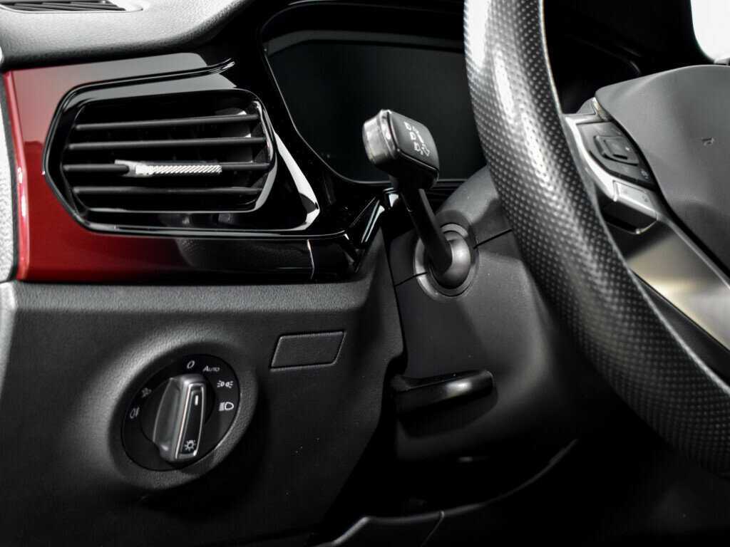 Volkswagen Polo с пробегом — 2021 год. Фото: #8