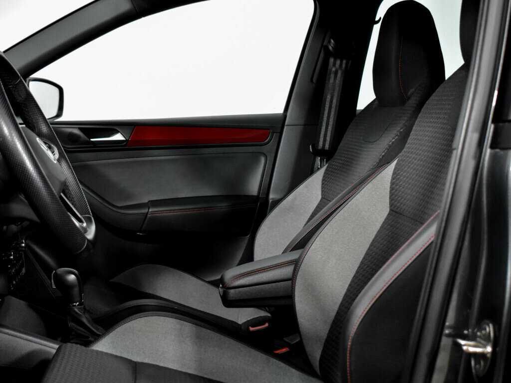 Volkswagen Polo с пробегом — 2021 год. Фото: #9