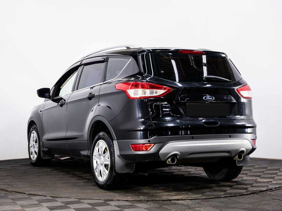 Ford Kuga с пробегом — 2014 год. Фото: #3
