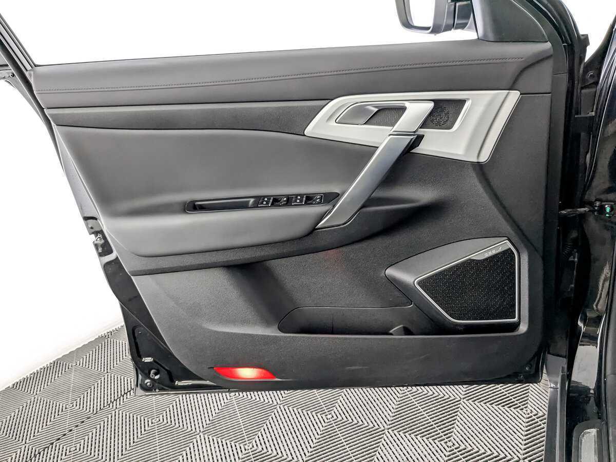 Geely Atlas с пробегом — 2021 год. Фото: #18