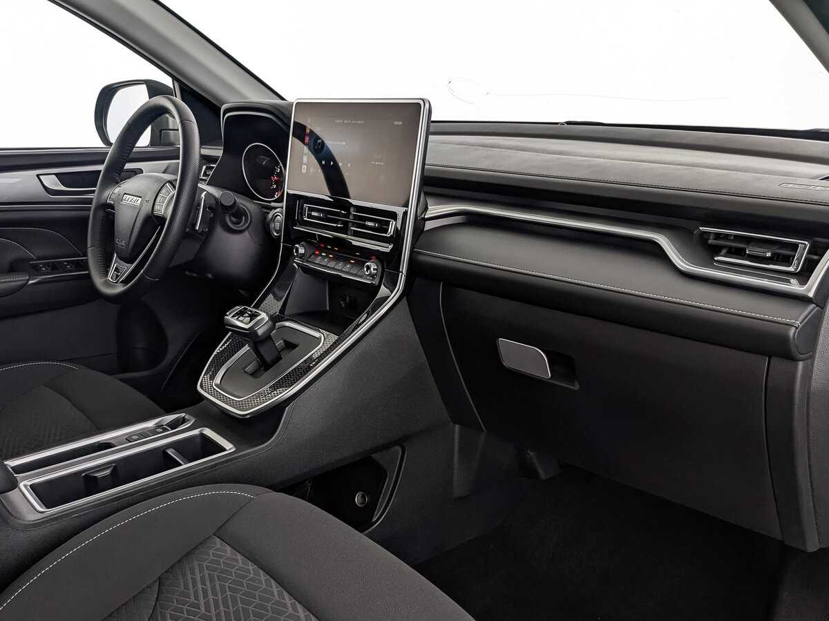 Haval M6 с пробегом — 2023 год. Фото: #10