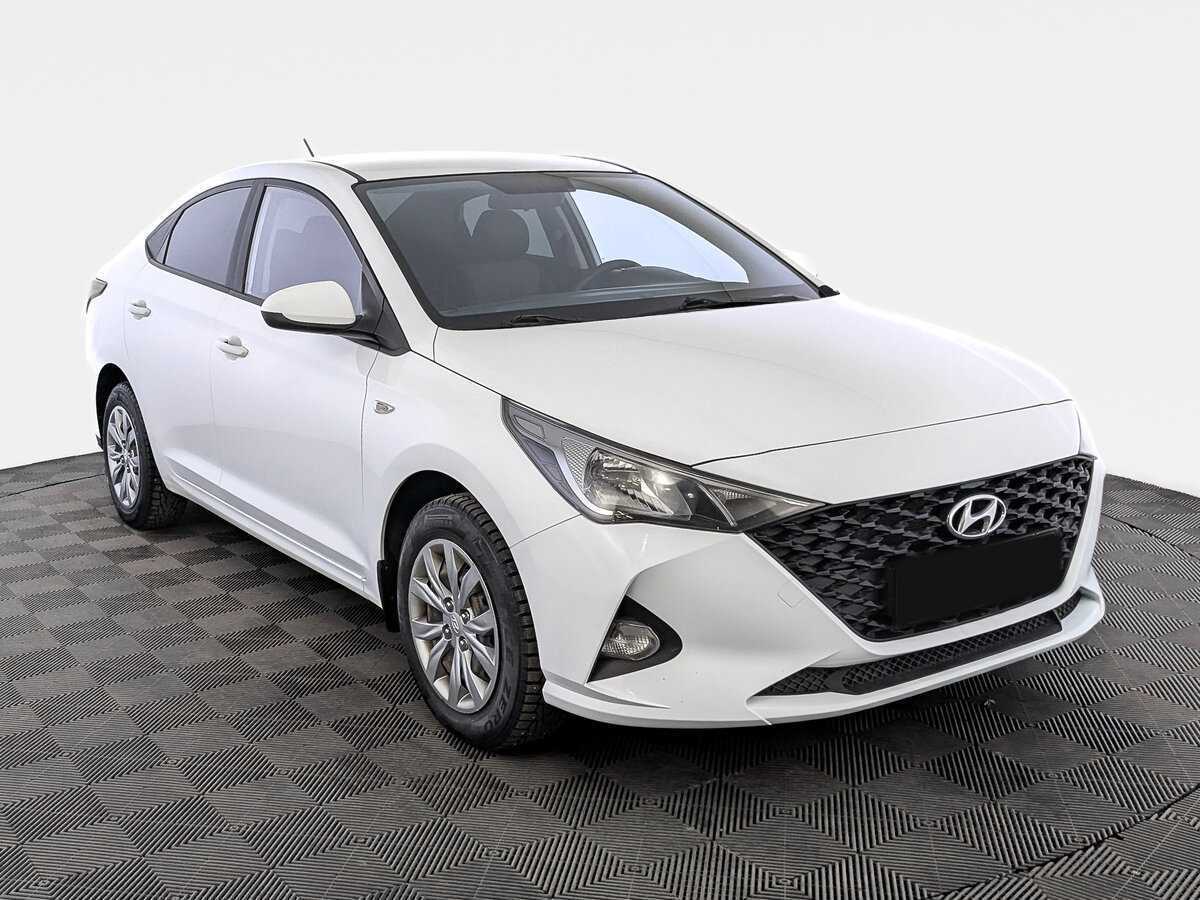 Hyundai Solaris с пробегом — 2020 год. Фото: #2