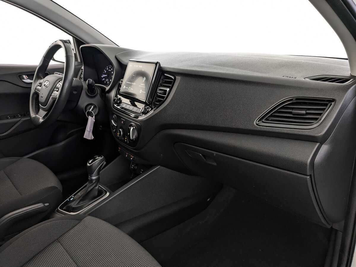 Hyundai Solaris с пробегом — 2020 год. Фото: #10