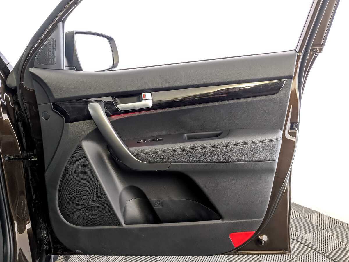 Kia Sorento с пробегом — 2018 год. Фото: #23