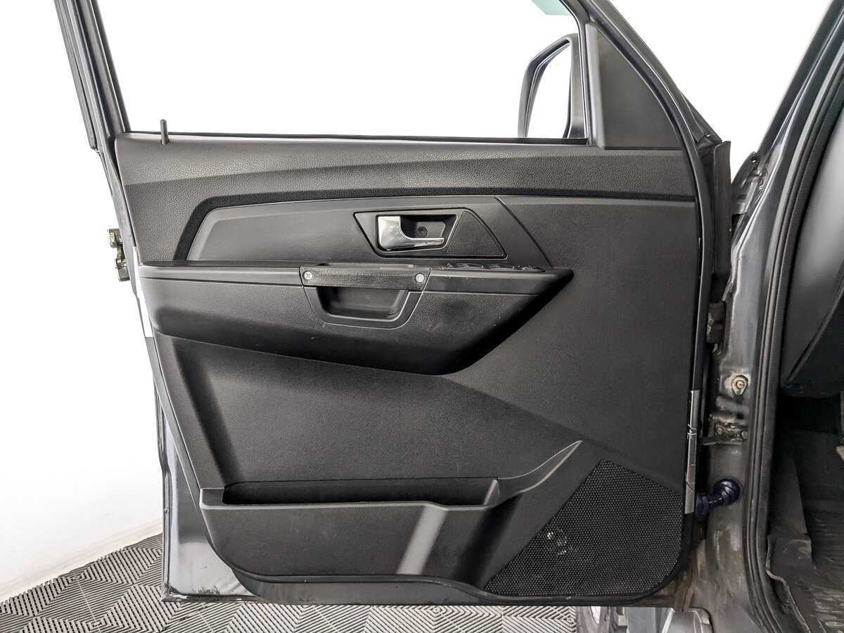 УАЗ Patriot с пробегом — 2019 год. Фото: #17