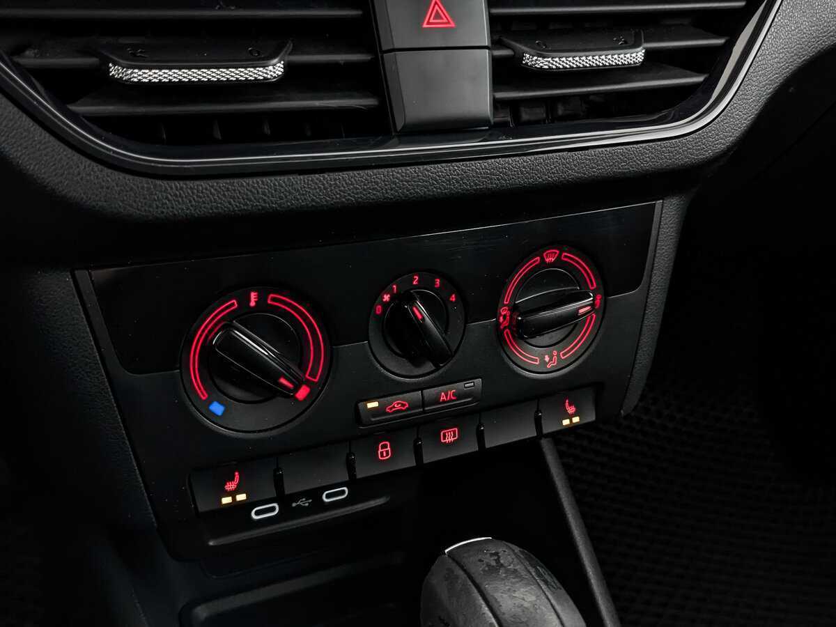 Volkswagen Polo с пробегом — 2020 год. Фото: #19