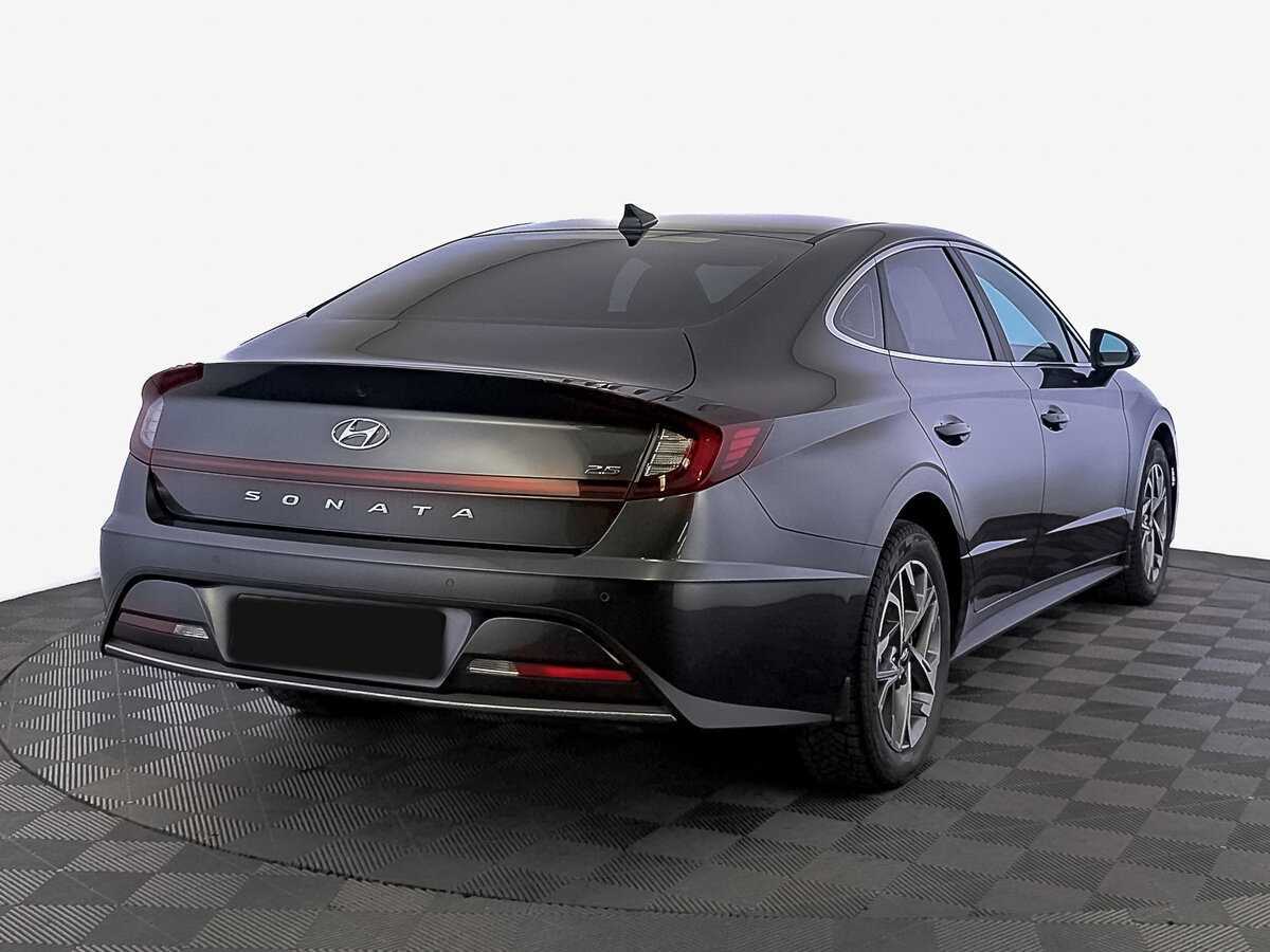 Hyundai Sonata с пробегом — 2022 год. Фото: #4