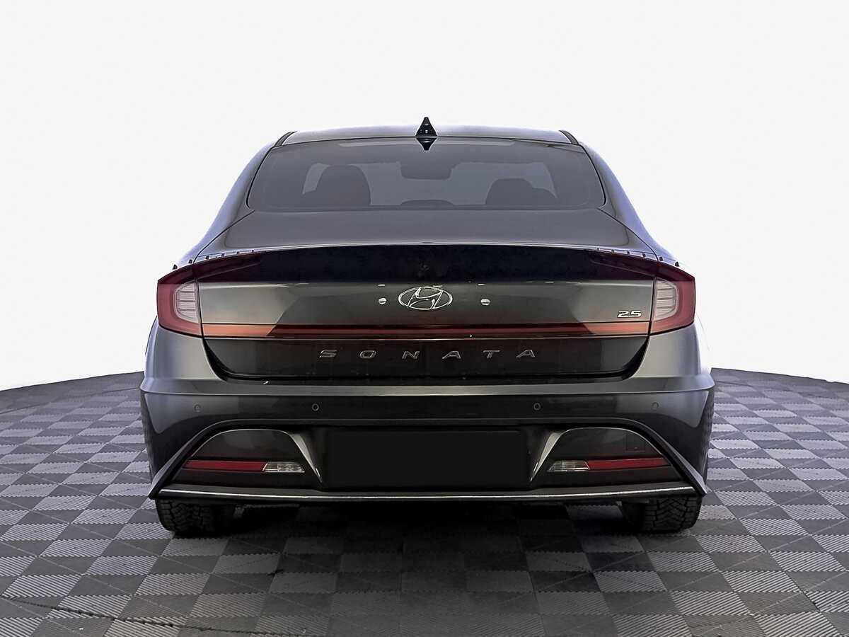 Hyundai Sonata с пробегом — 2022 год. Фото: #5