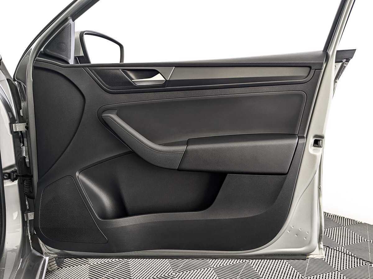 Volkswagen Polo с пробегом — 2021 год. Фото: #23