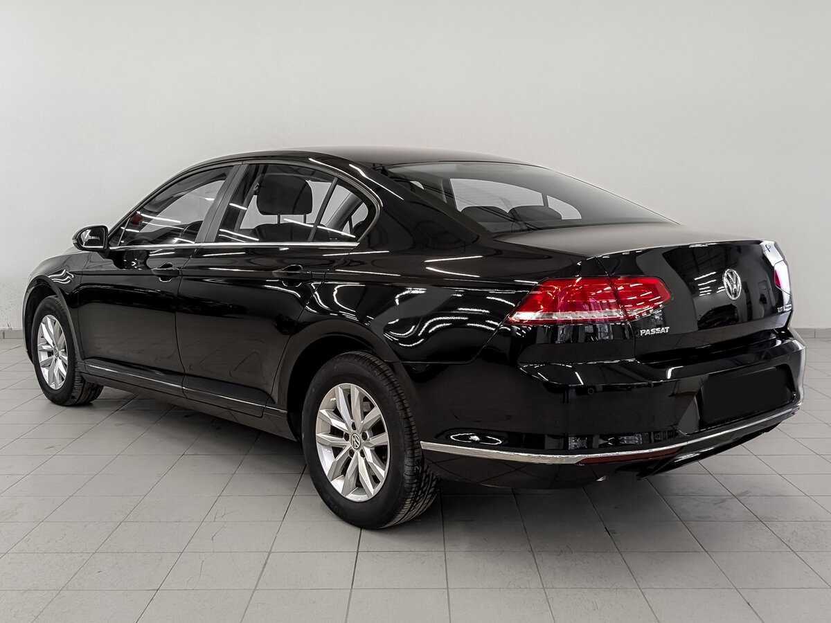 Volkswagen Passat с пробегом — 2016 год. Фото: #6