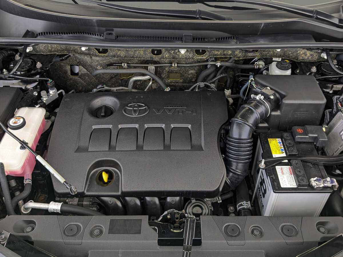 Toyota RAV4 с пробегом — 2017 год. Фото: #8