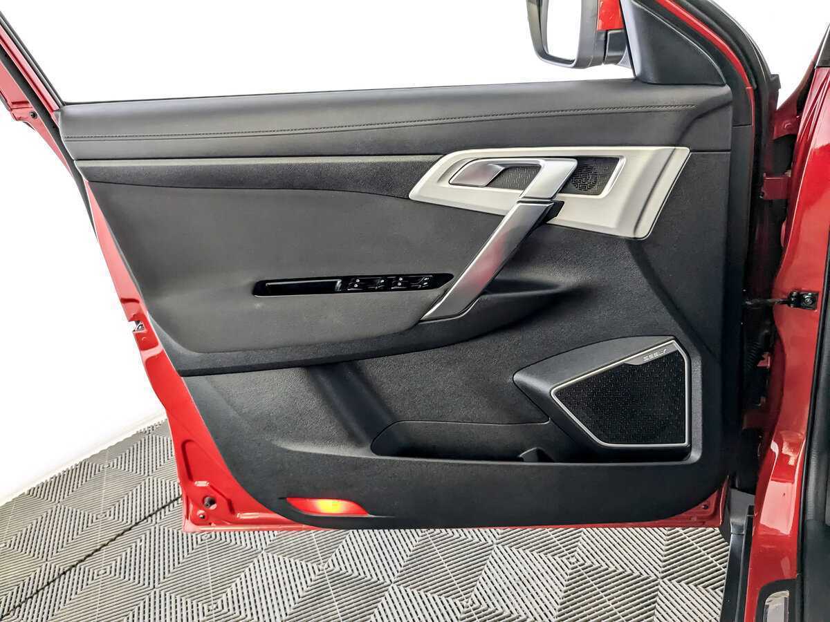 Geely Atlas с пробегом — 2020 год. Фото: #18