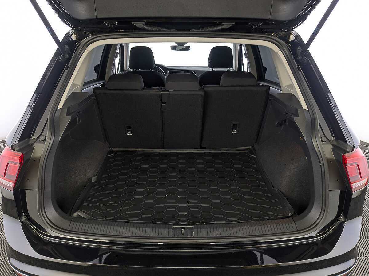 Volkswagen Tiguan с пробегом — 2021 год. Фото: #9