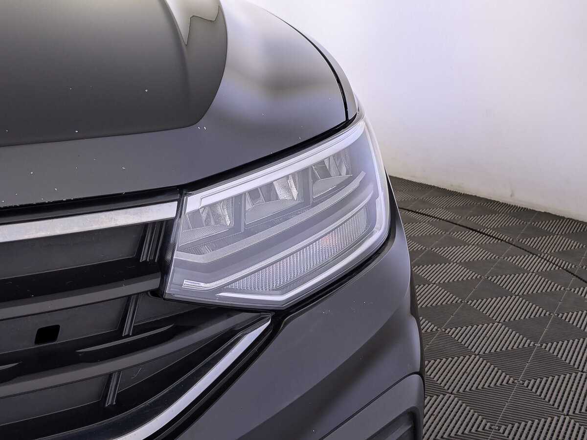 Volkswagen Tiguan с пробегом — 2021 год. Фото: #10