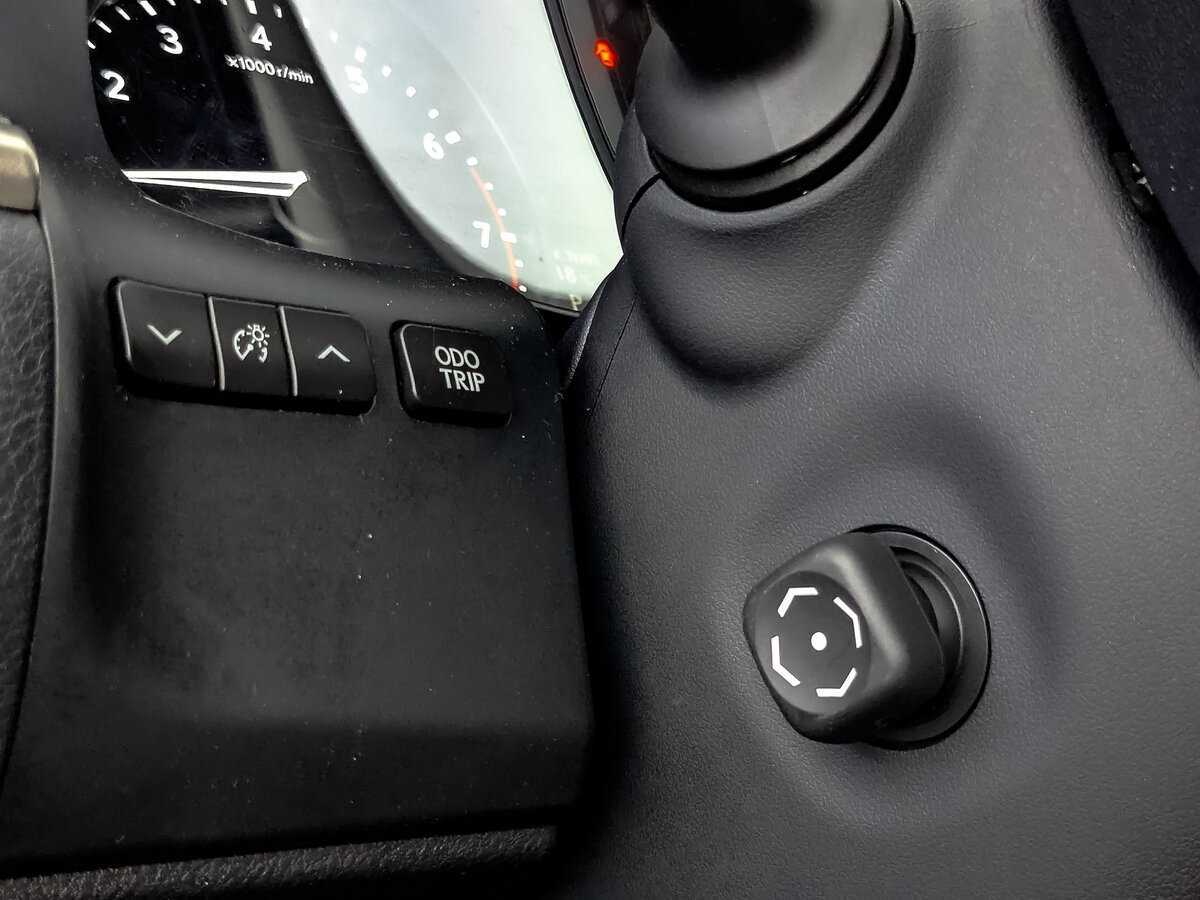 Lexus ES с пробегом — 2014 год. Фото: #27