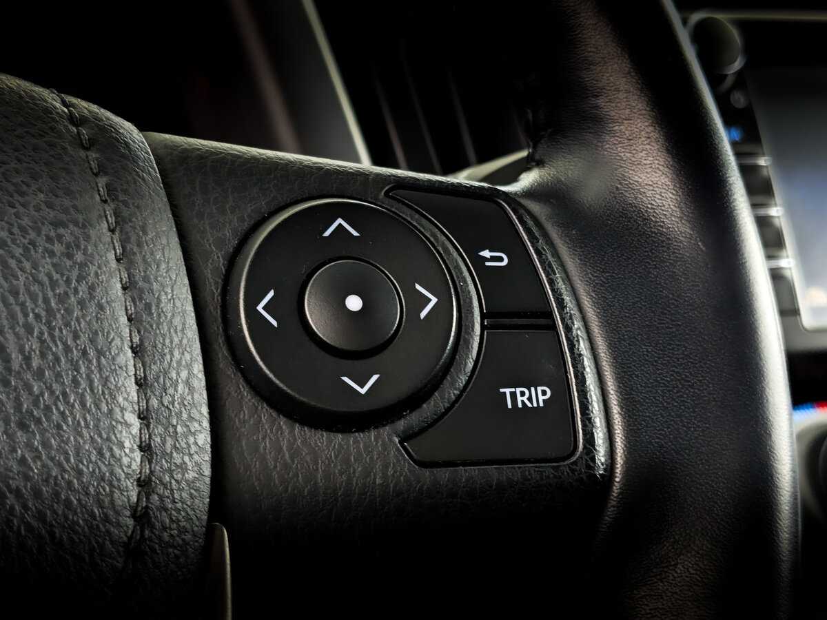 Toyota RAV4 с пробегом — 2017 год. Фото: #27