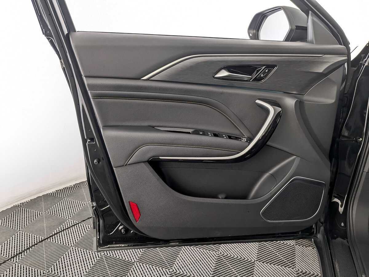 FAW Bestune T77 с пробегом — 2022 год. Фото: #17