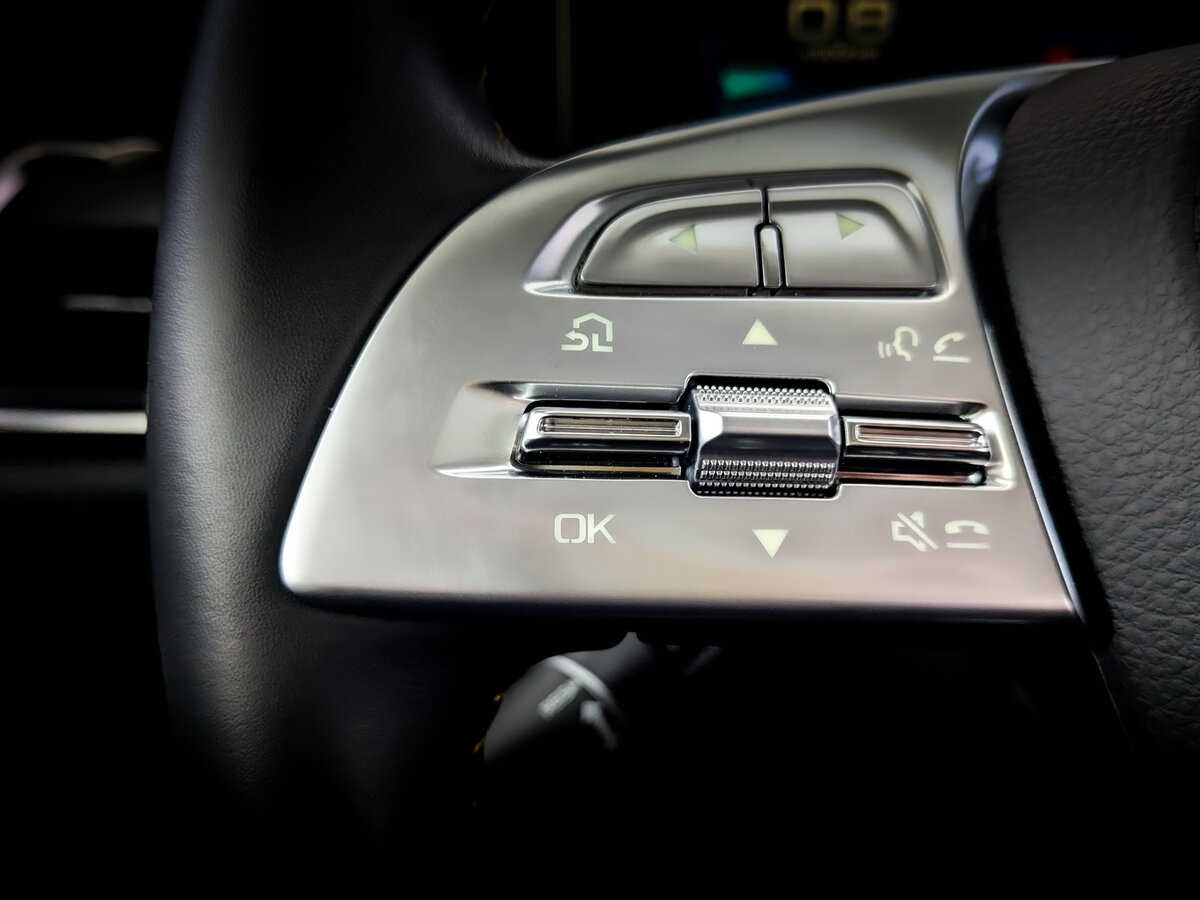 FAW Bestune T77 с пробегом — 2022 год. Фото: #26