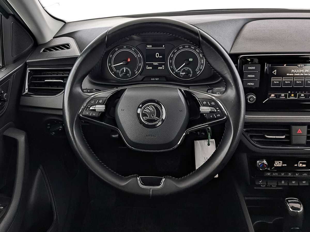 Skoda Rapid с пробегом — 2020 год. Фото: #20
