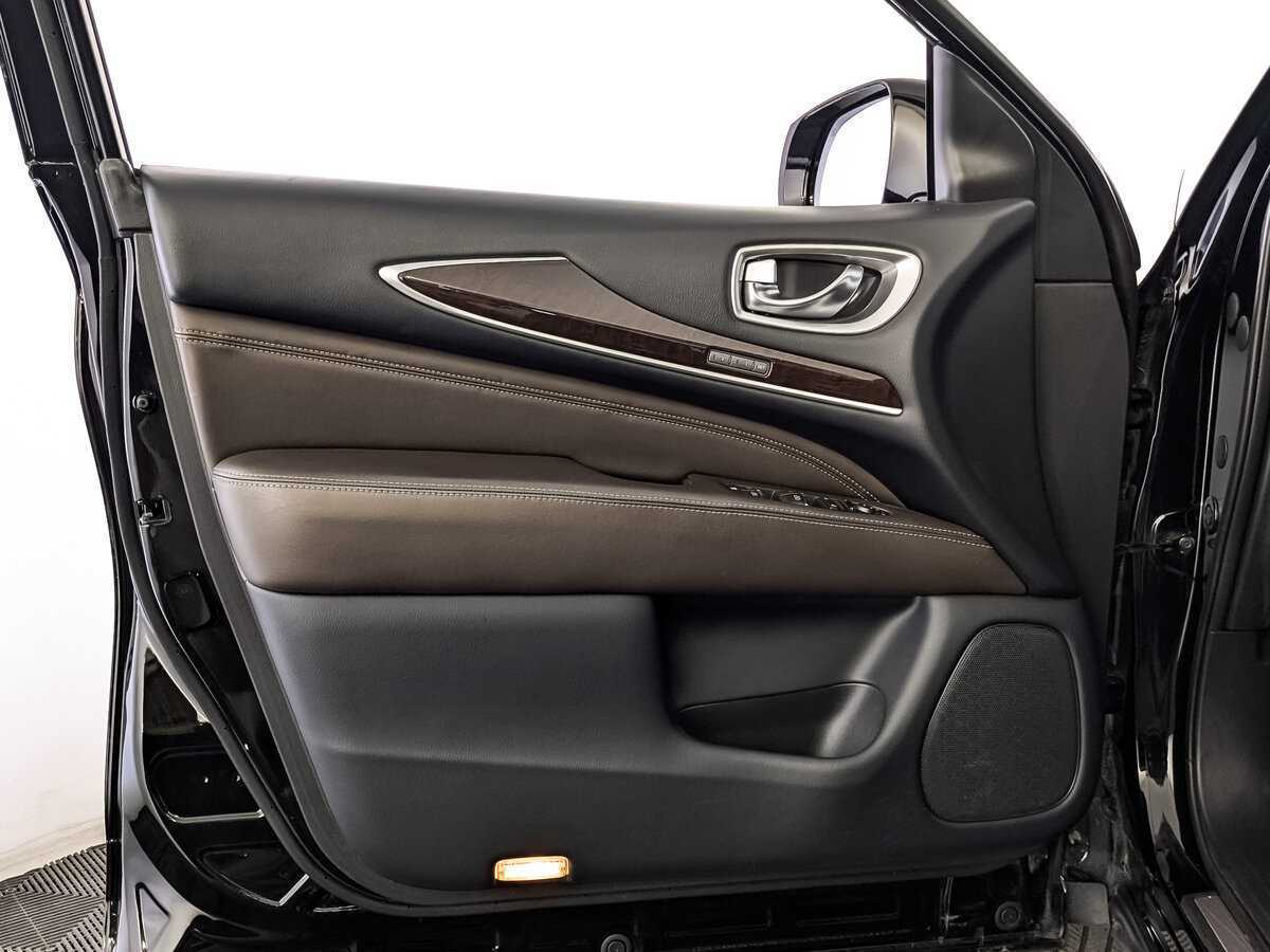 Infiniti QX60 с пробегом — 2018 год. Фото: #16