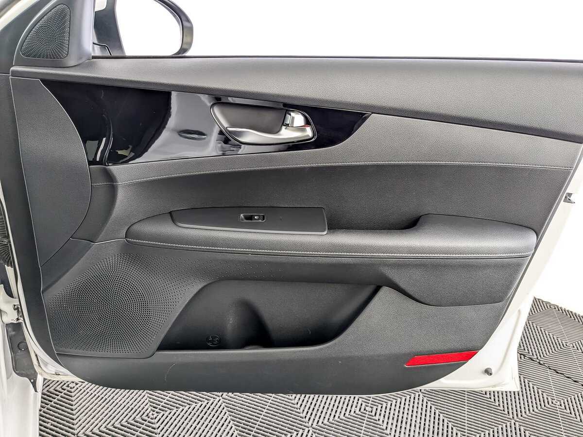 Kia Cerato с пробегом — 2021 год. Фото: #23