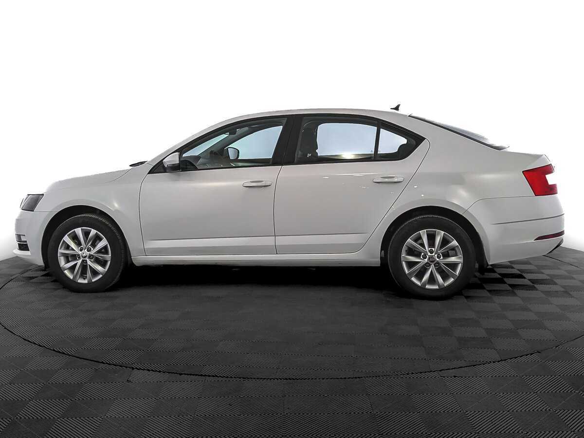 Skoda Octavia с пробегом — 2019 год. Фото: #7