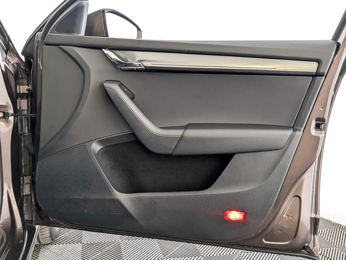 Skoda Octavia с пробегом — 2019 год. Фото: #23